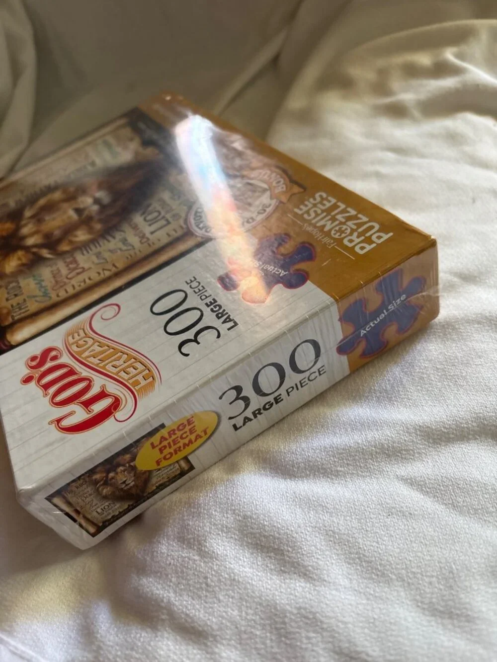 Gods Heritage 300-Piece Lion Of Judah Jigsaw Puzzle With 30-Day Devotional Bonus